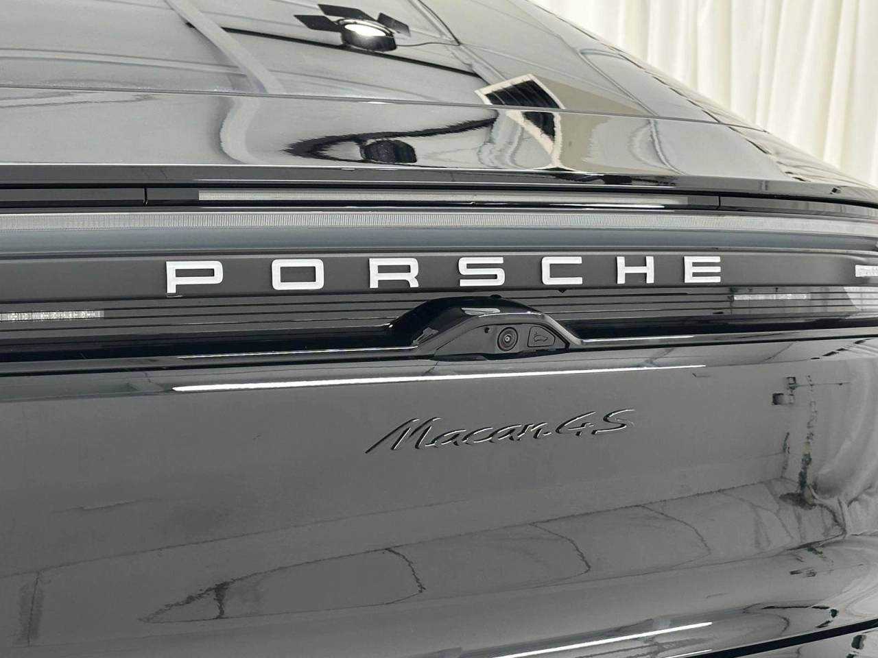 2025 Porsche Macan 4S Newark DE