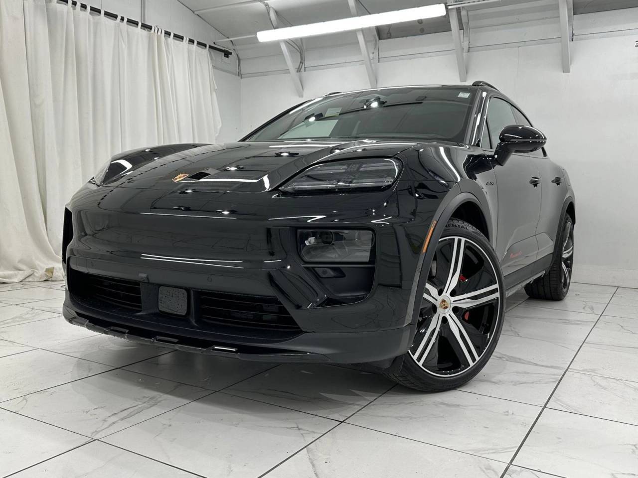 2025 Porsche Macan 4S Newark DE