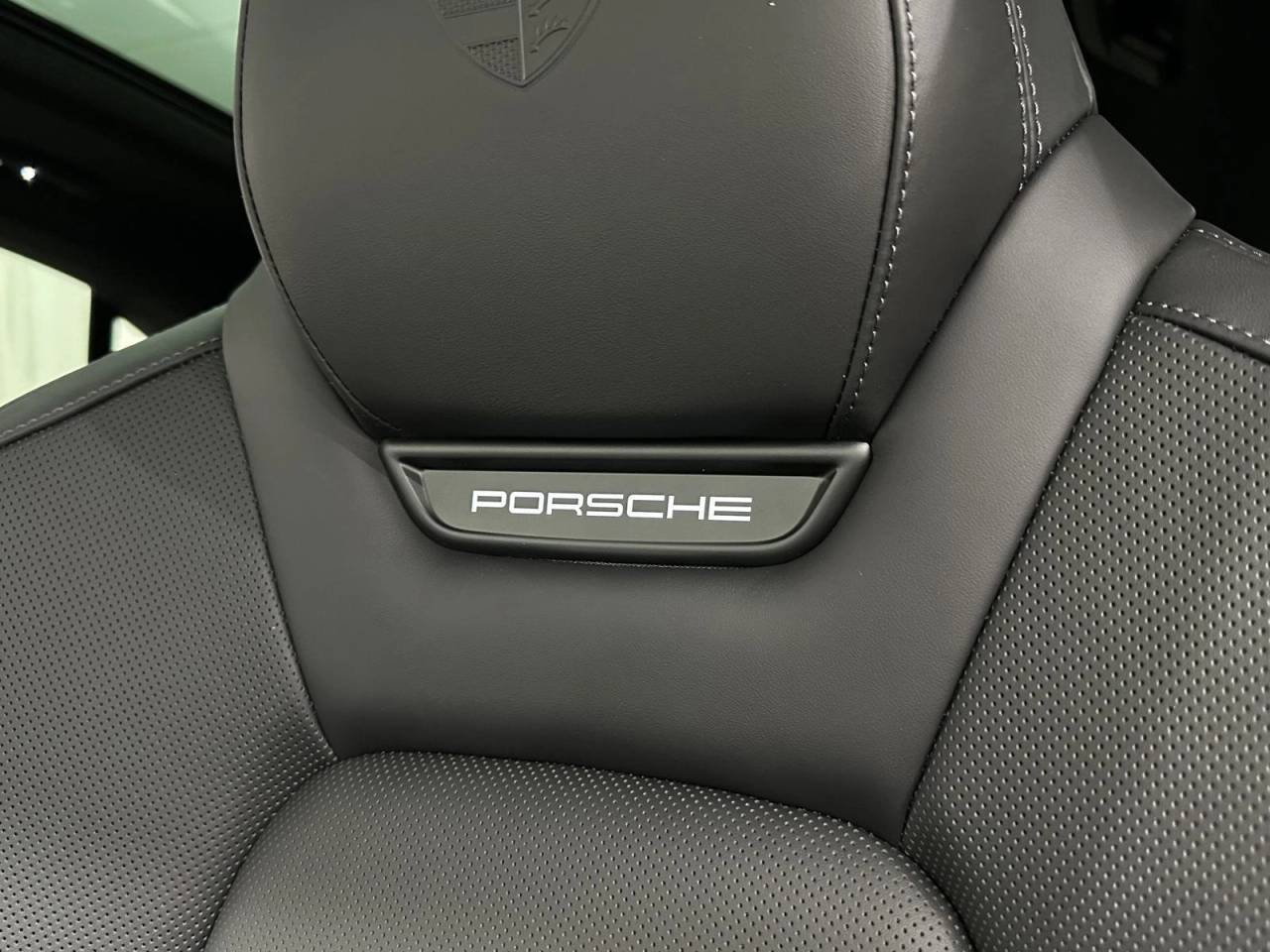 2025 Porsche Macan 4S Newark DE