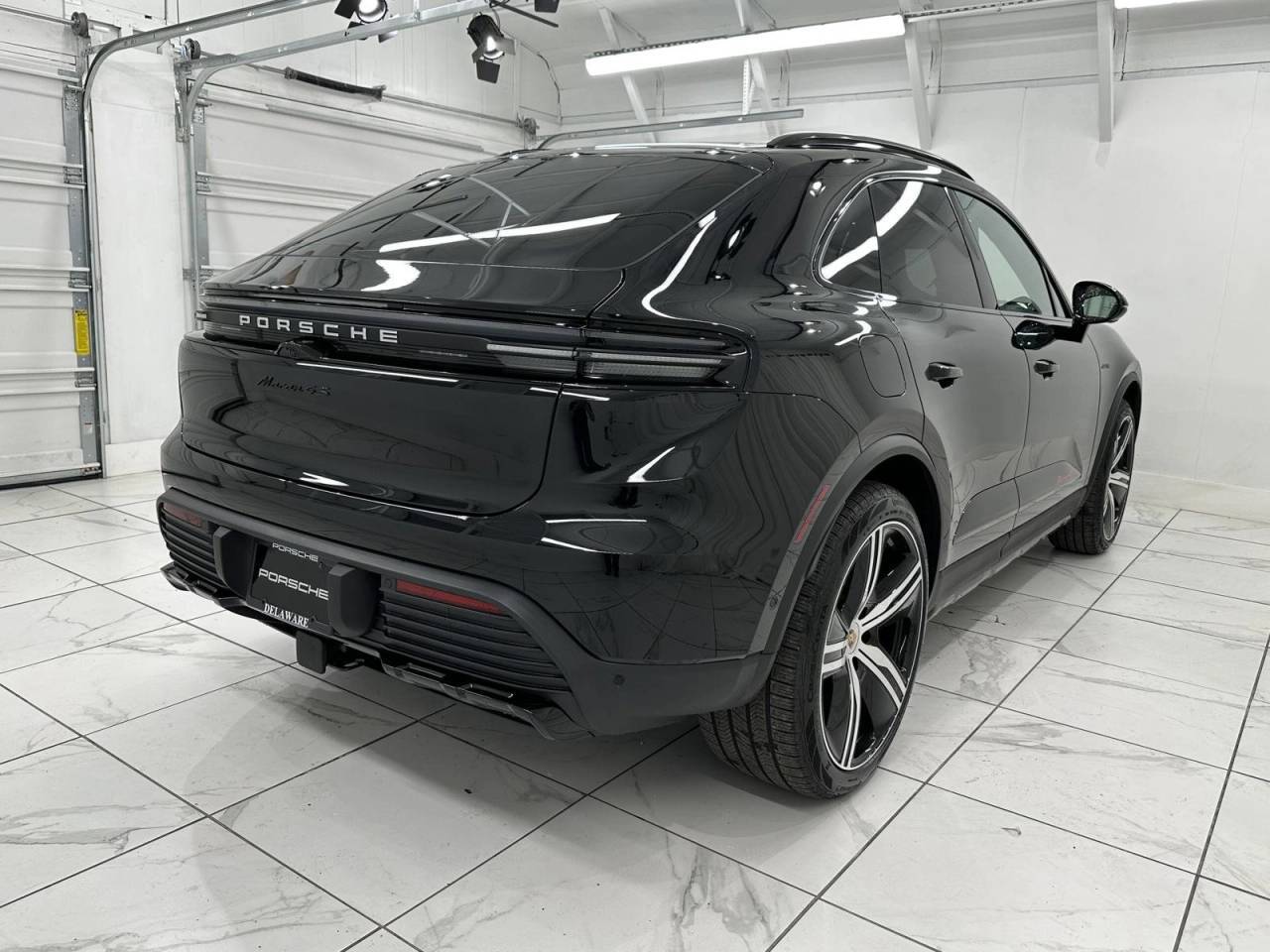 2025 Porsche Macan 4S Newark DE