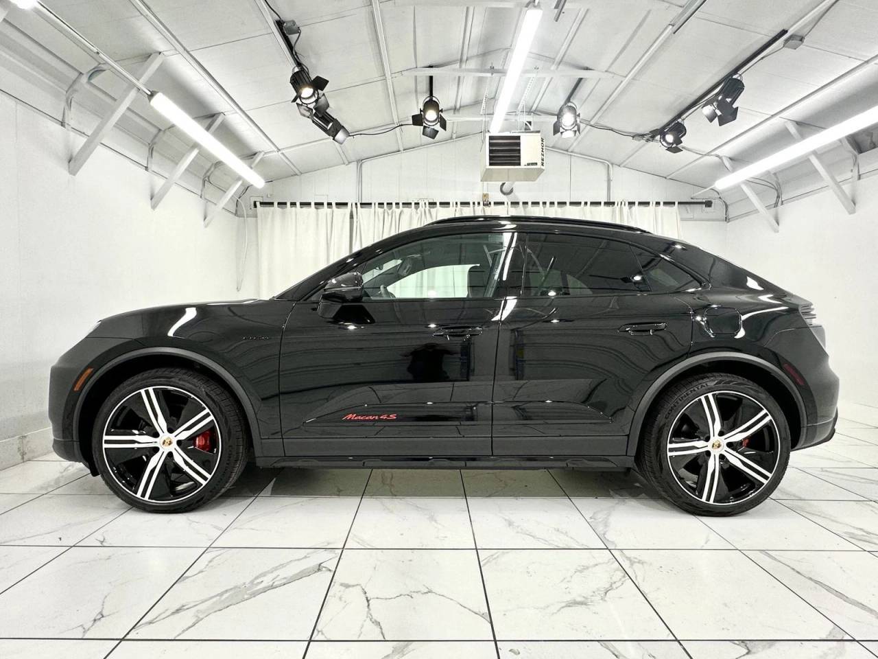 2025 Porsche Macan 4S Newark DE