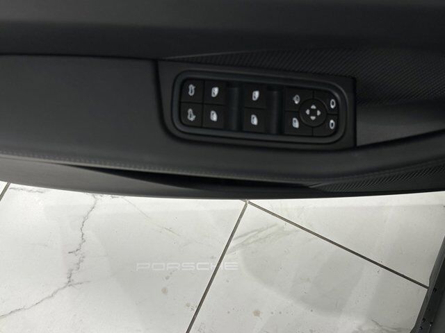 2025 Porsche Macan 4S Newark DE