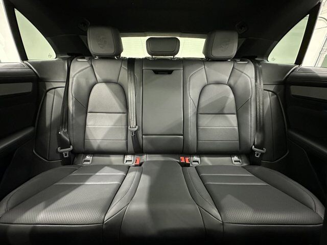 2025 Porsche Macan 4S Newark DE