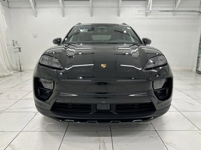 2025 Porsche Macan 4S Newark DE