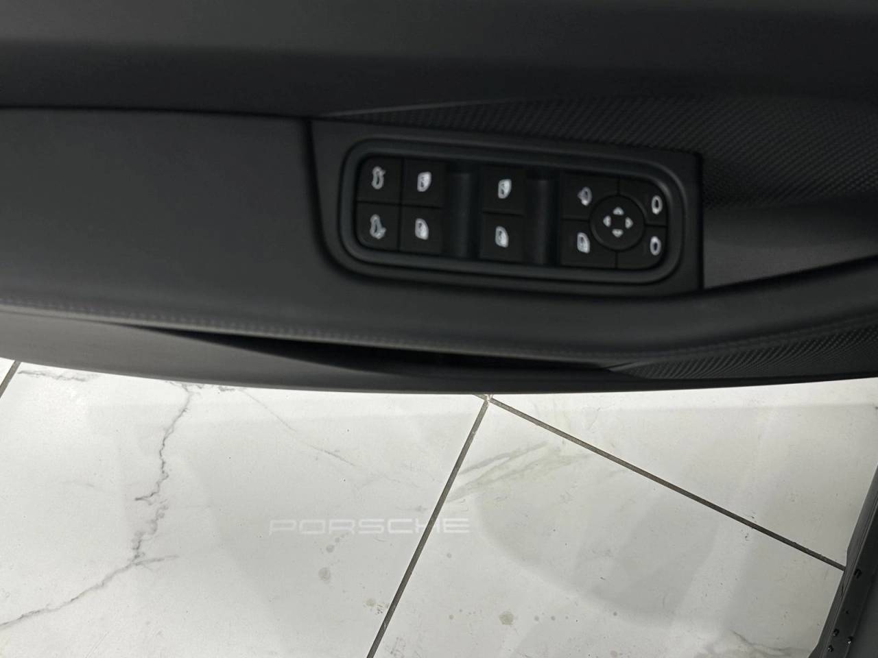 2025 Porsche Macan 4S Newark DE