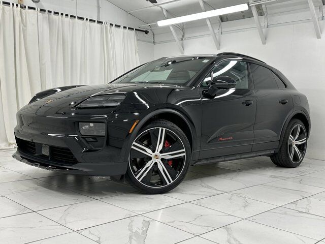 2025 Porsche Macan 4S Newark DE