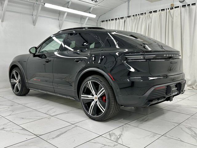 2025 Porsche Macan 4S Newark DE