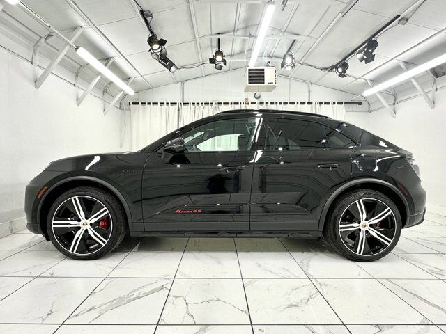 2025 Porsche Macan 4S Newark DE