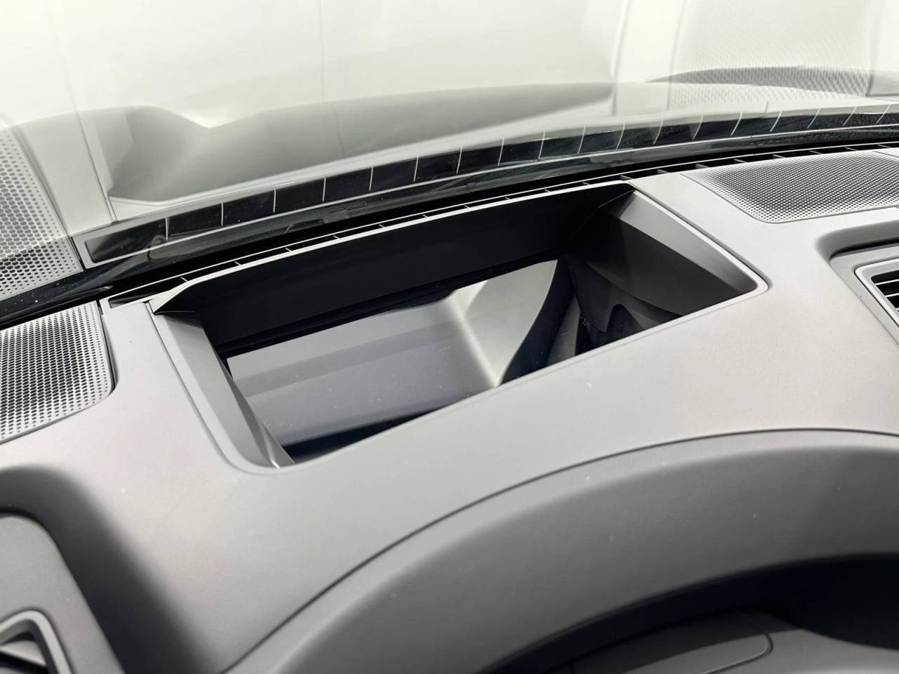 2025 Porsche Macan 4S Newark DE