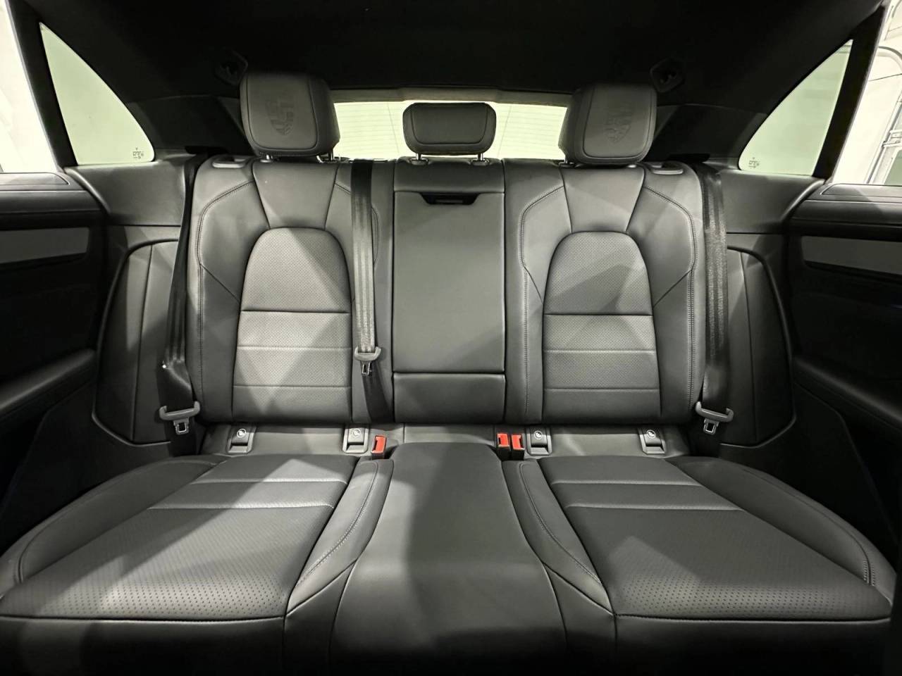 2025 Porsche Macan 4S Newark DE