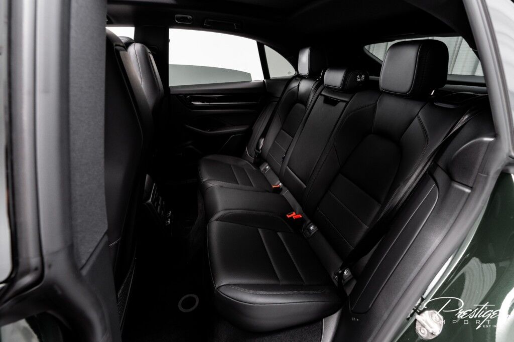 2025 Porsche Macan 4S North Miami Beach FL