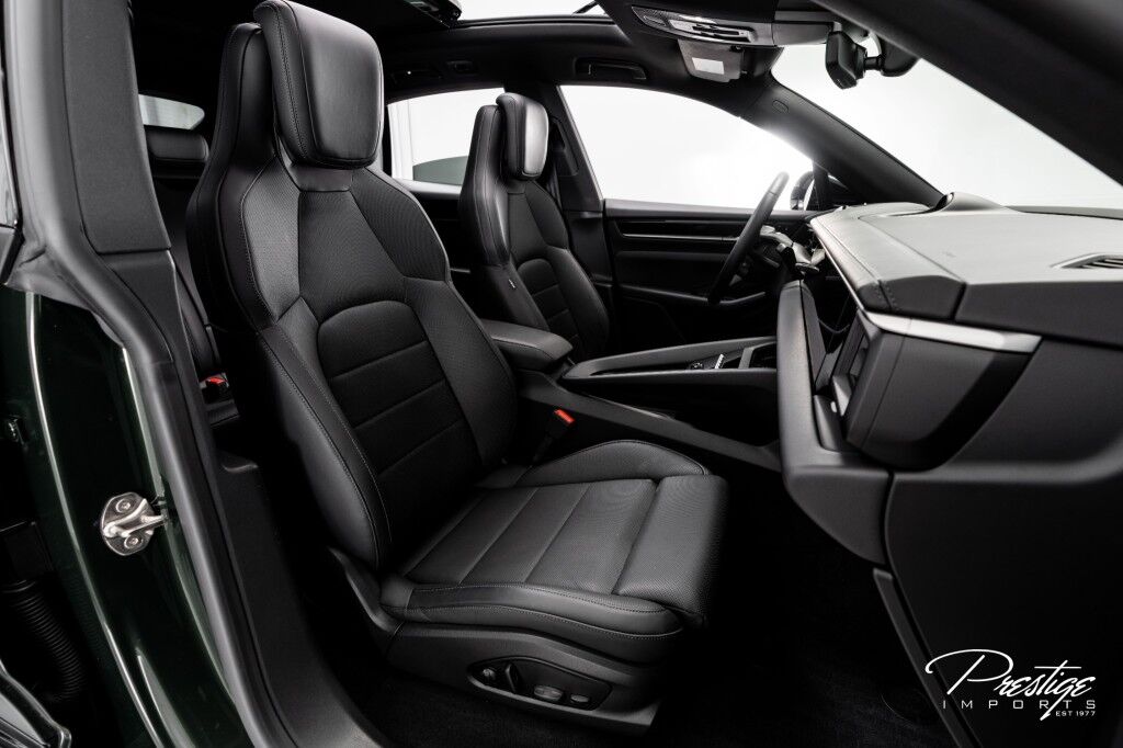 2025 Porsche Macan 4S North Miami Beach FL