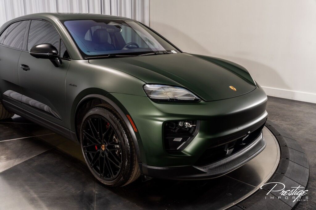 2025 Porsche Macan 4S North Miami Beach FL