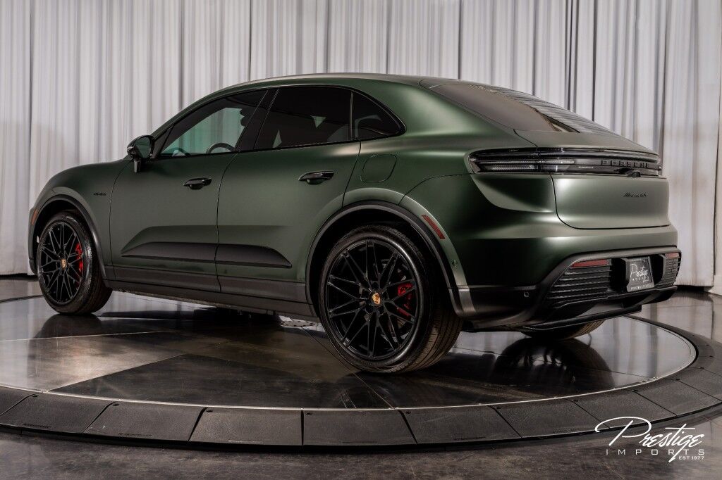 2025 Porsche Macan 4S North Miami Beach FL