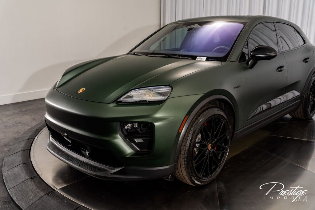 2025 Porsche Macan 4S North Miami Beach FL