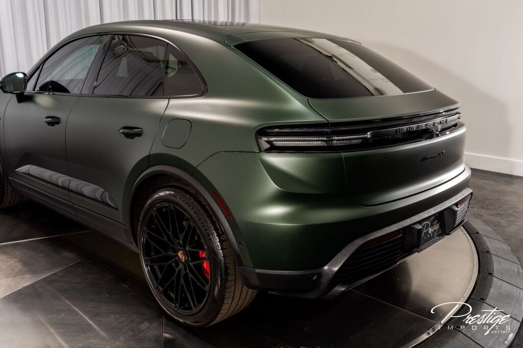 2025 Porsche Macan 4S North Miami Beach FL