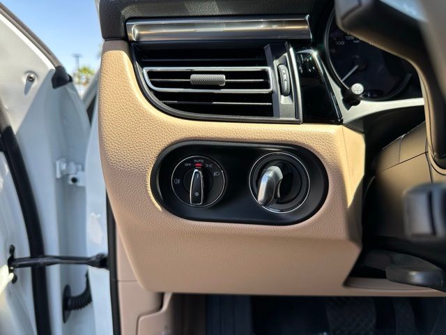 2025 Porsche Macan Base Tucson AZ