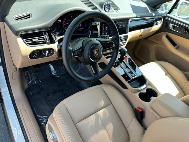 2025 Porsche Macan Base Tucson AZ