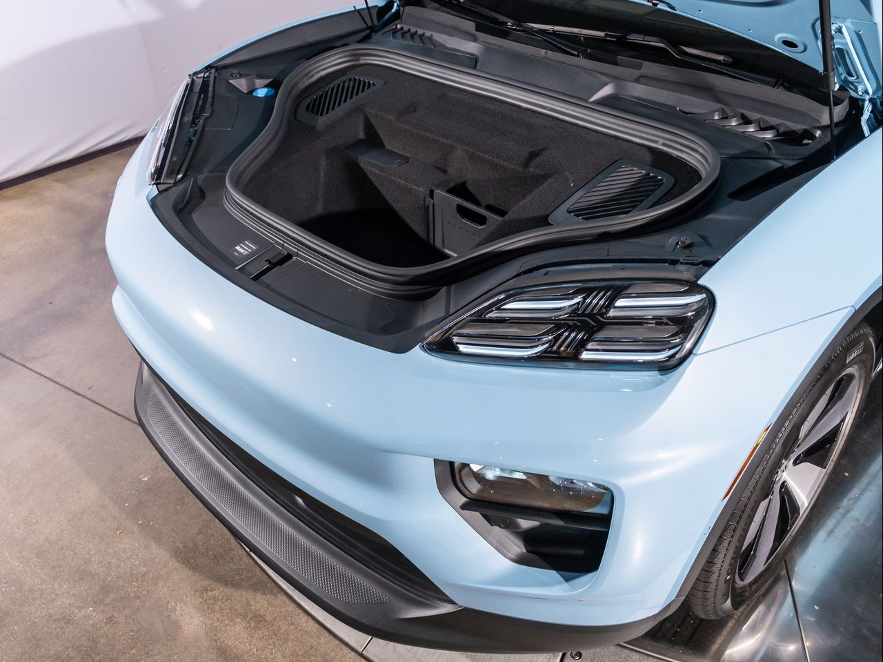 2025 Porsche Macan Electric Santa Clarita CA