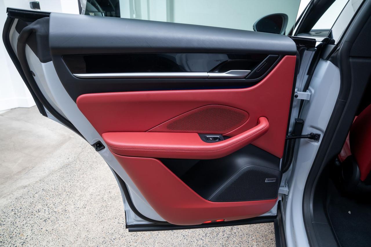 2025 Porsche Macan Electric 4 1 Owner Premium Package Bose Audio Portland OR