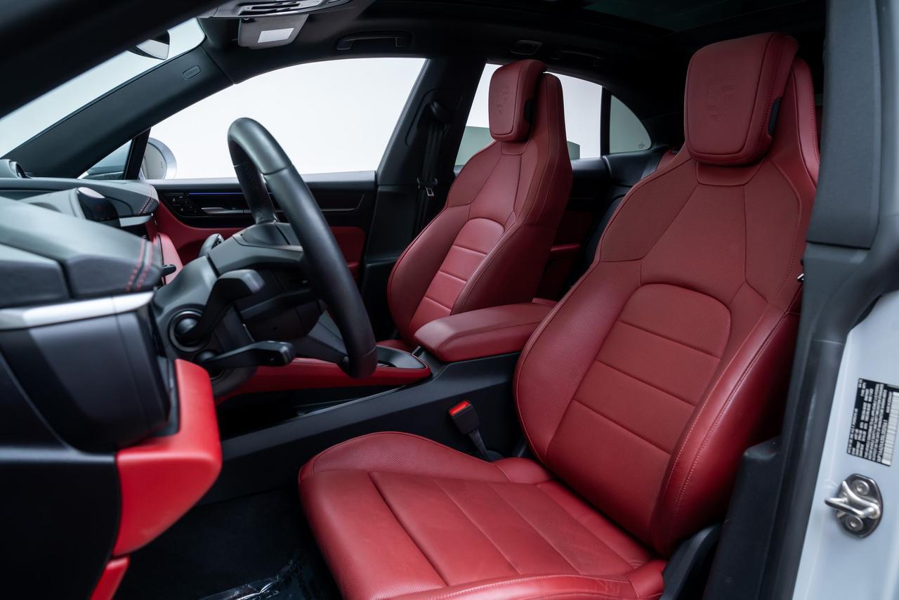 2025 Porsche Macan Electric 4 1 Owner Premium Package Bose Audio Portland OR