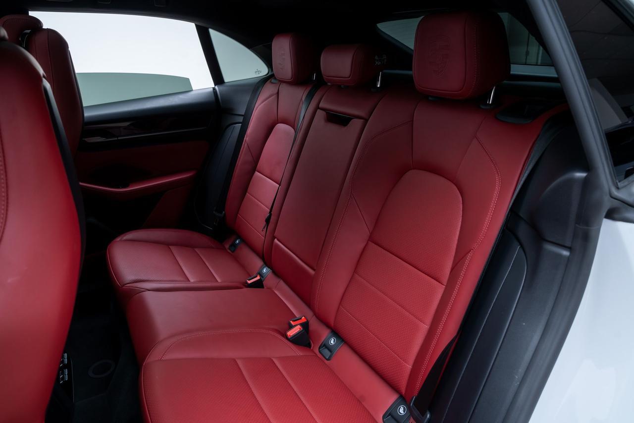 2025 Porsche Macan Electric 4 1 Owner Premium Package Bose Audio Portland OR