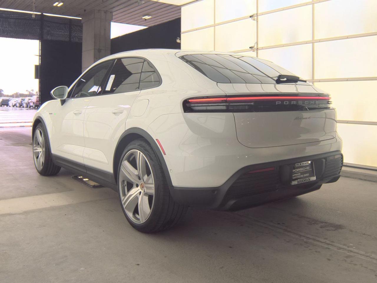 2025 Porsche Macan Electric 4 Indianapolis IN