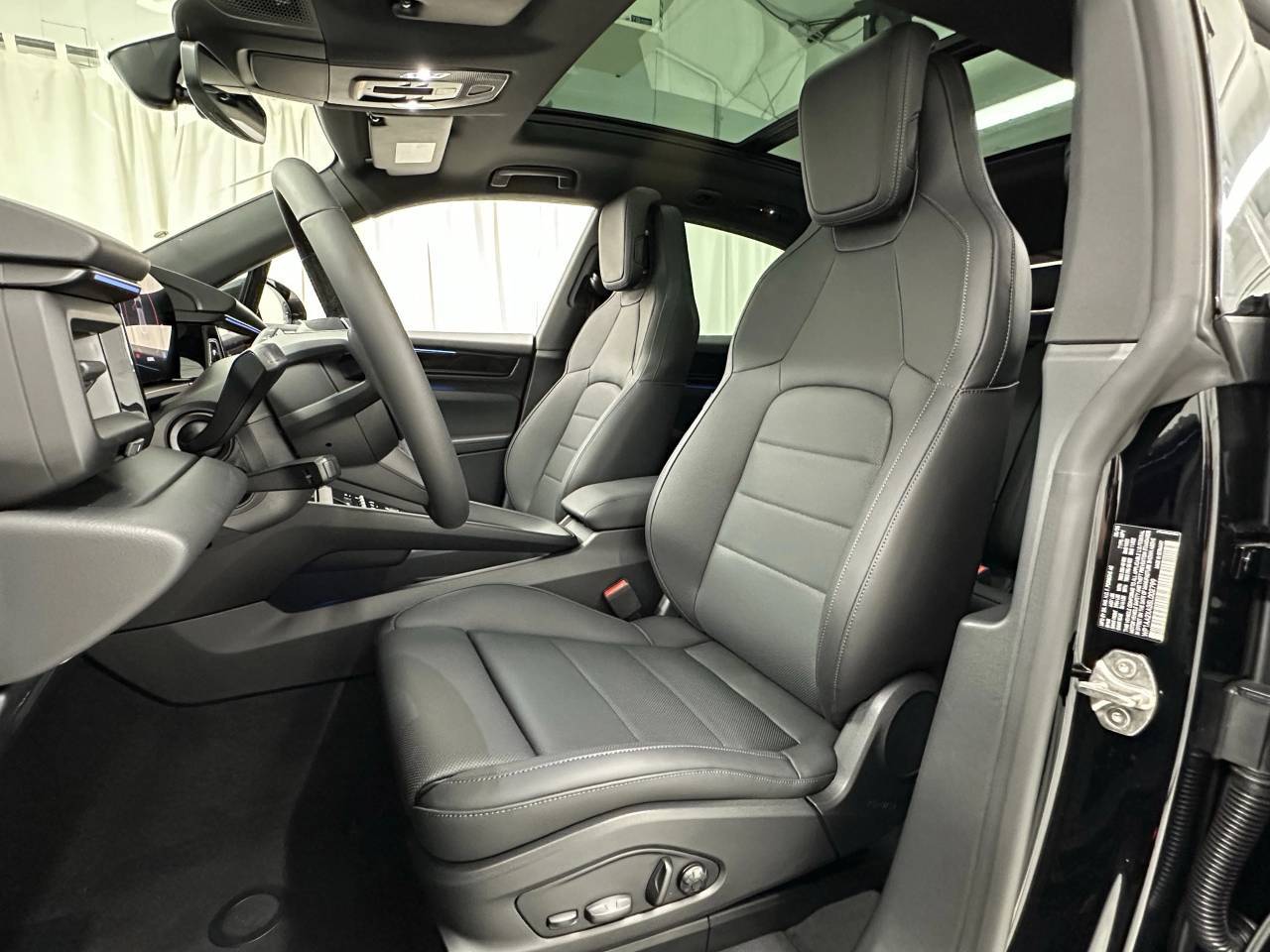 2025 Porsche Macan Electric 4 Newark DE