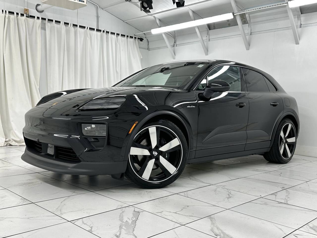2025 Porsche Macan Electric 4 Newark DE
