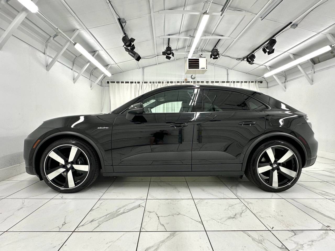 2025 Porsche Macan Electric 4 Newark DE
