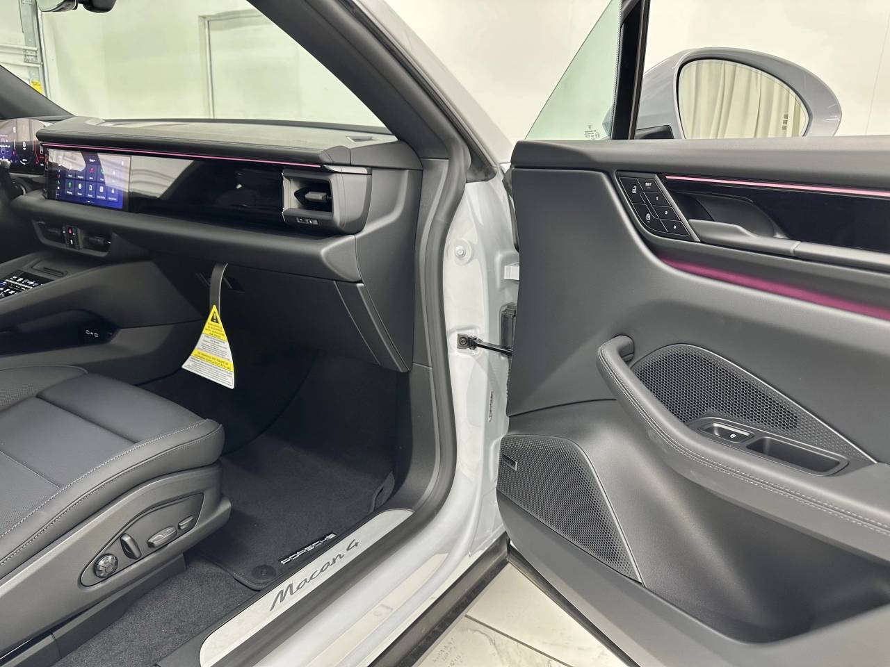 2025 Porsche Macan Electric 4 Newark DE