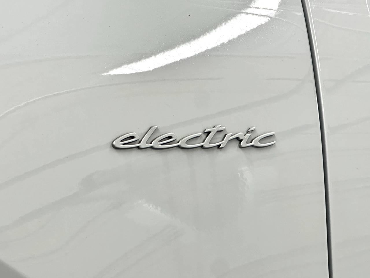 2025 Porsche Macan Electric 4 Newark DE