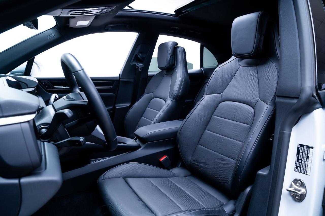 2025 Porsche Macan Electric 4 Porsche InnoDrive Bose Sound Portland OR