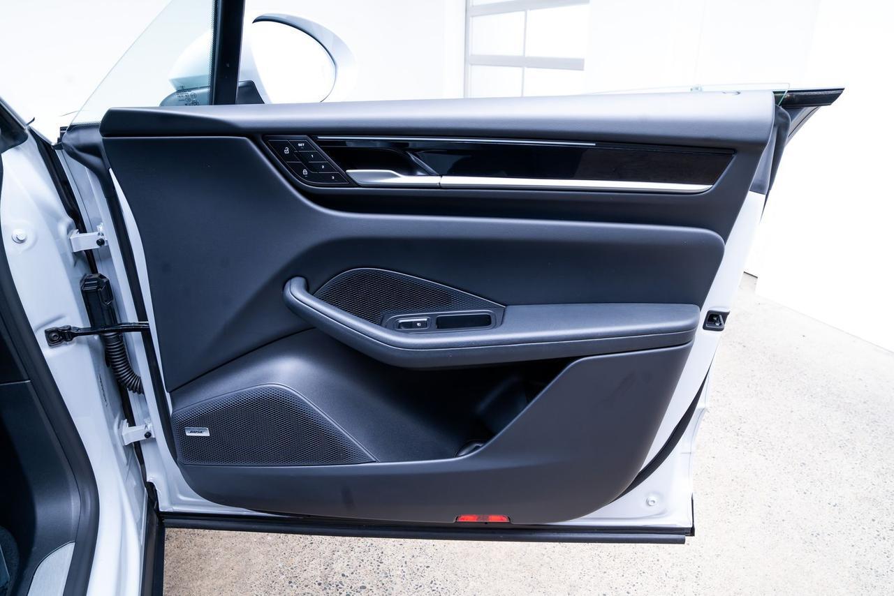 2025 Porsche Macan Electric 4 Porsche InnoDrive Bose Sound Portland OR