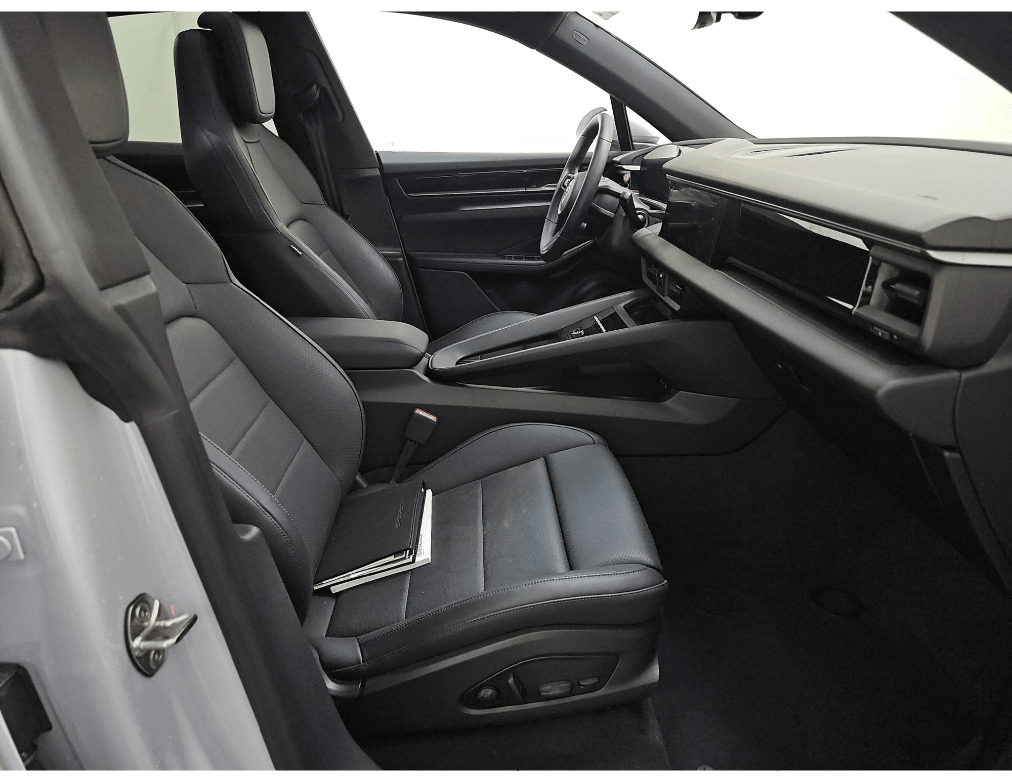 2025 Porsche Macan Electric 4 Porsche InnoDrive Bose Sound Portland OR