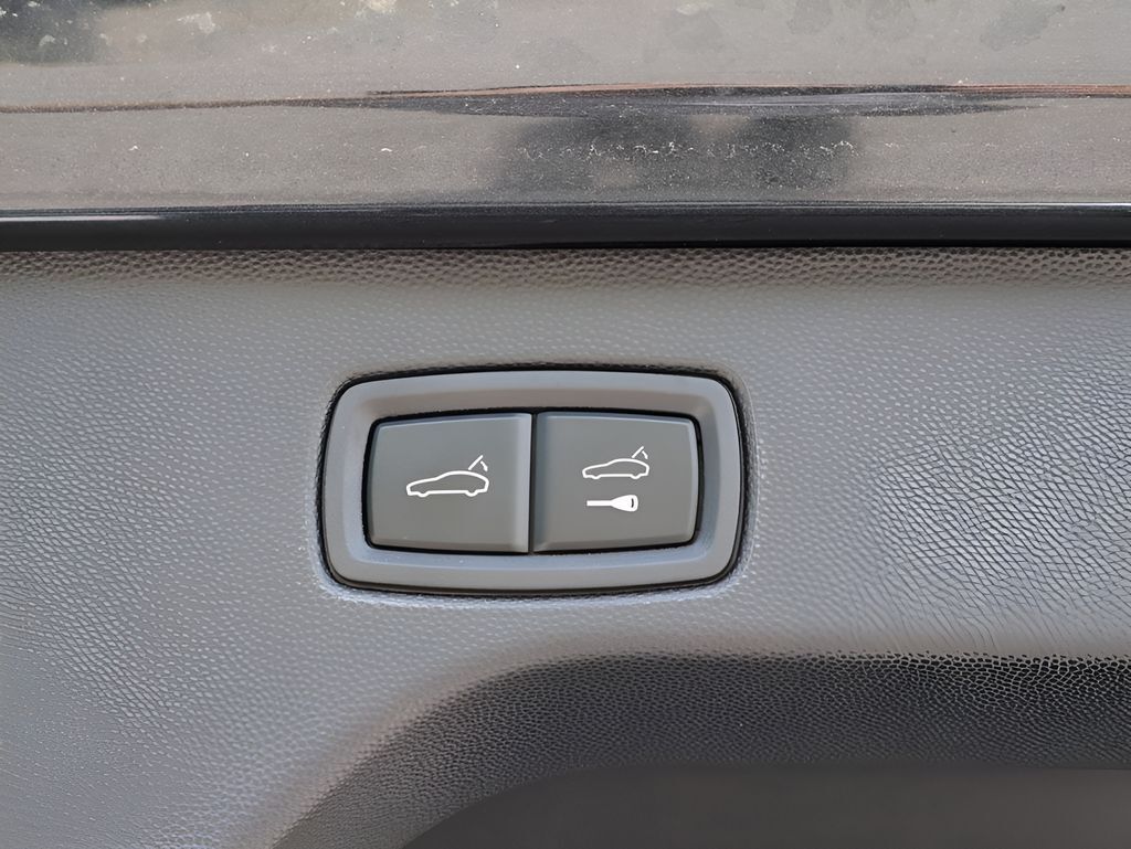 2025 Porsche Macan Electric 4 San Clemente CA