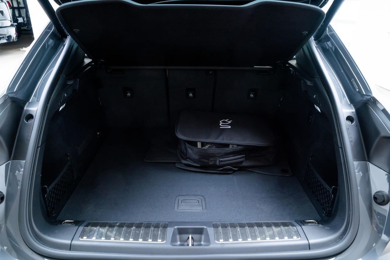 2025 Porsche Macan Electric 4 Sport Chrono Package / Bose Sound / Surround View Portland OR