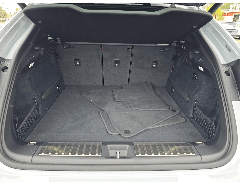 2025 Porsche Macan Electric 4 WP1AA2XA3SL002561 Portland OR