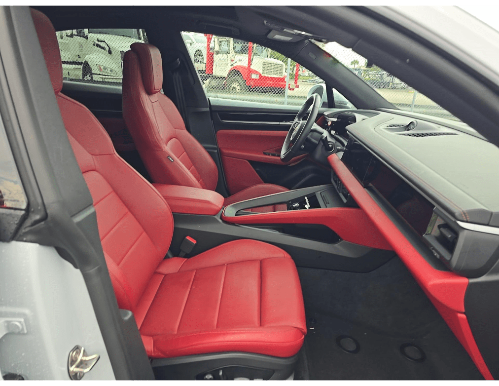 2025 Porsche Macan Electric 4 WP1AA2XA3SL002561 Portland OR