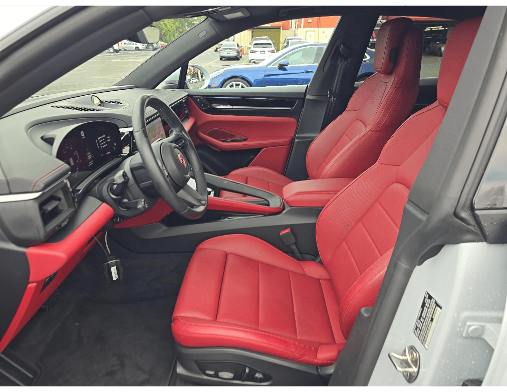 2025 Porsche Macan Electric 4 WP1AA2XA3SL002561 Portland OR