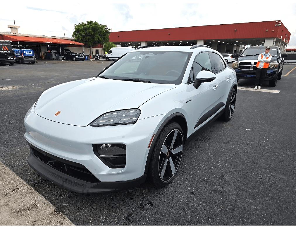 2025 Porsche Macan Electric 4 WP1AA2XA3SL002561 Portland OR