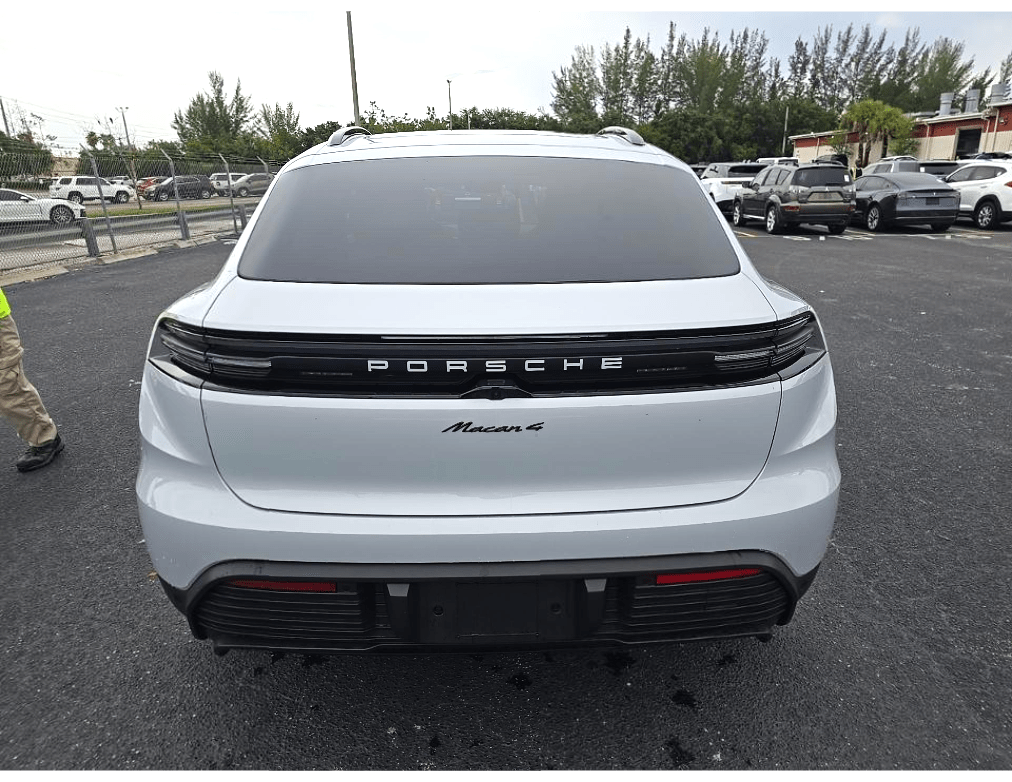 2025 Porsche Macan Electric 4 WP1AA2XA3SL002561 Portland OR
