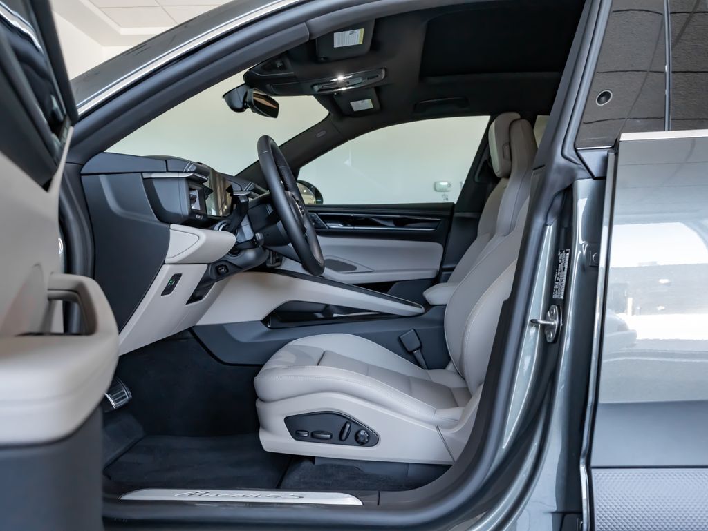 2025 Porsche Macan Electric 4S Colorado Springs CO