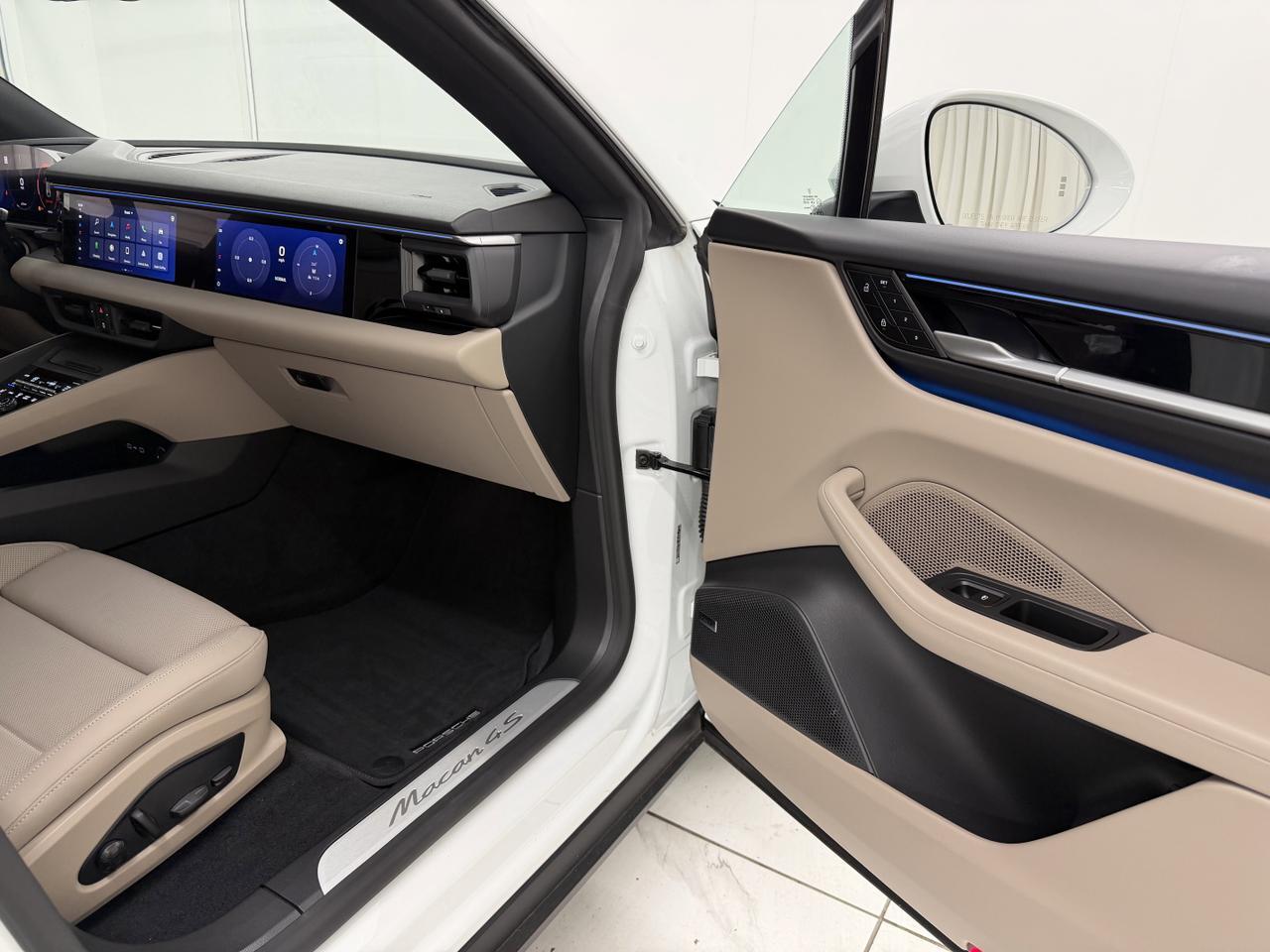 2025 Porsche Macan Electric 4S Newark DE