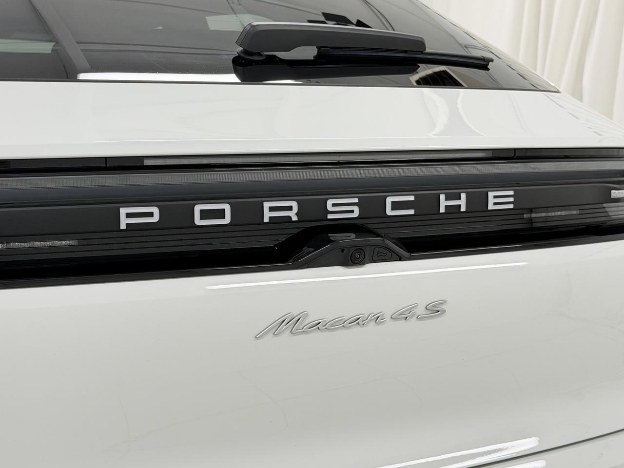 2025 Porsche Macan Electric 4S Newark DE