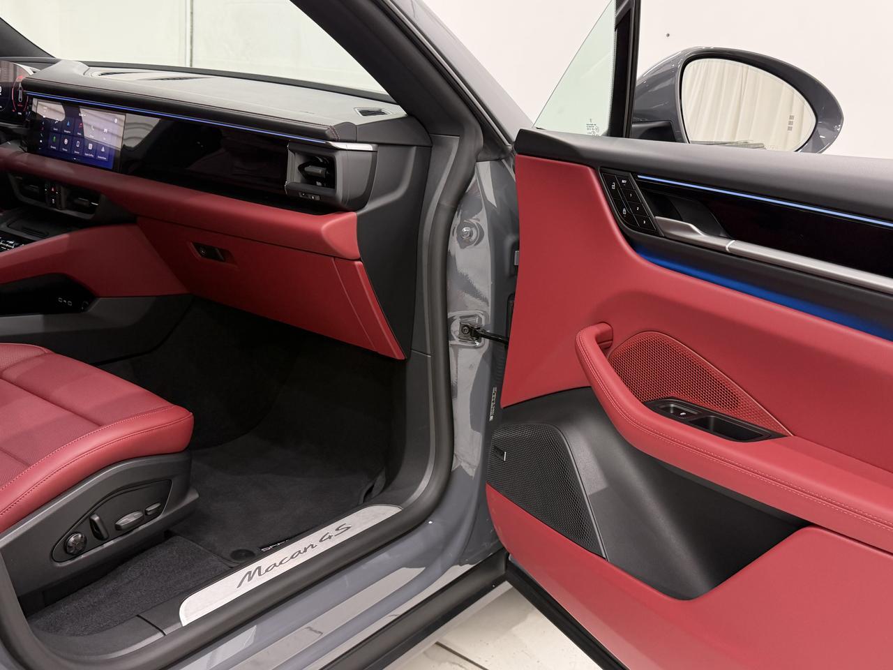 2025 Porsche Macan Electric 4S Newark DE