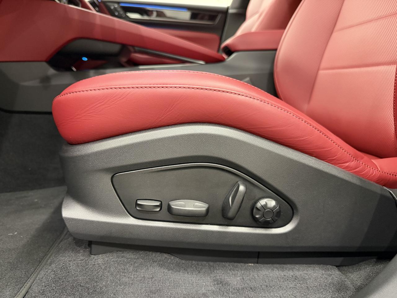 2025 Porsche Macan Electric 4S Newark DE