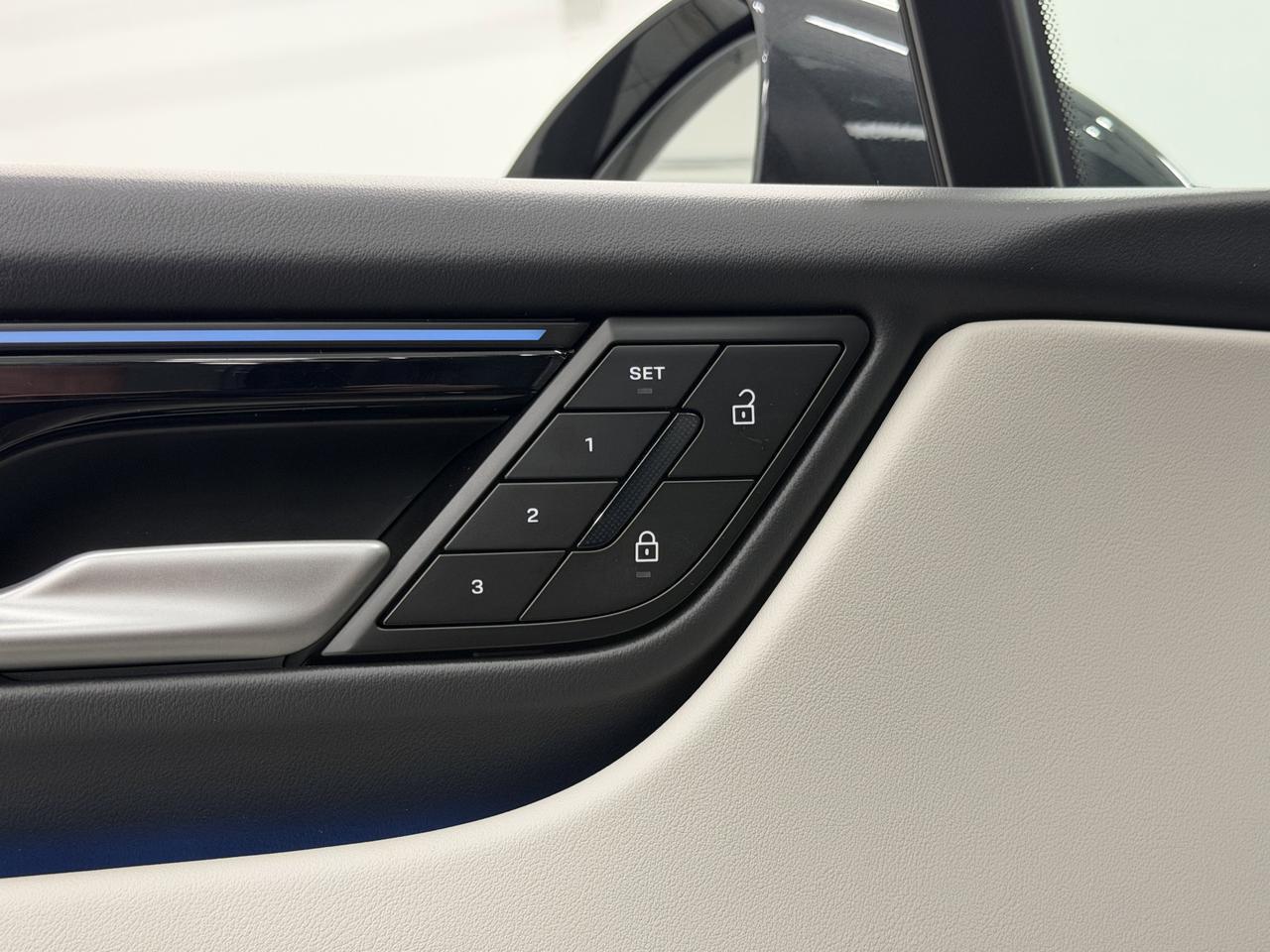 2025 Porsche Macan Electric 4S Newark DE