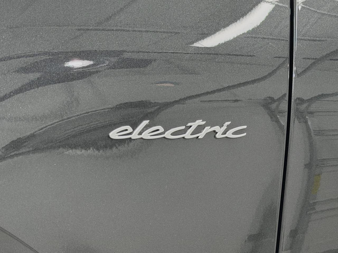 2025 Porsche Macan Electric 4S Newark DE