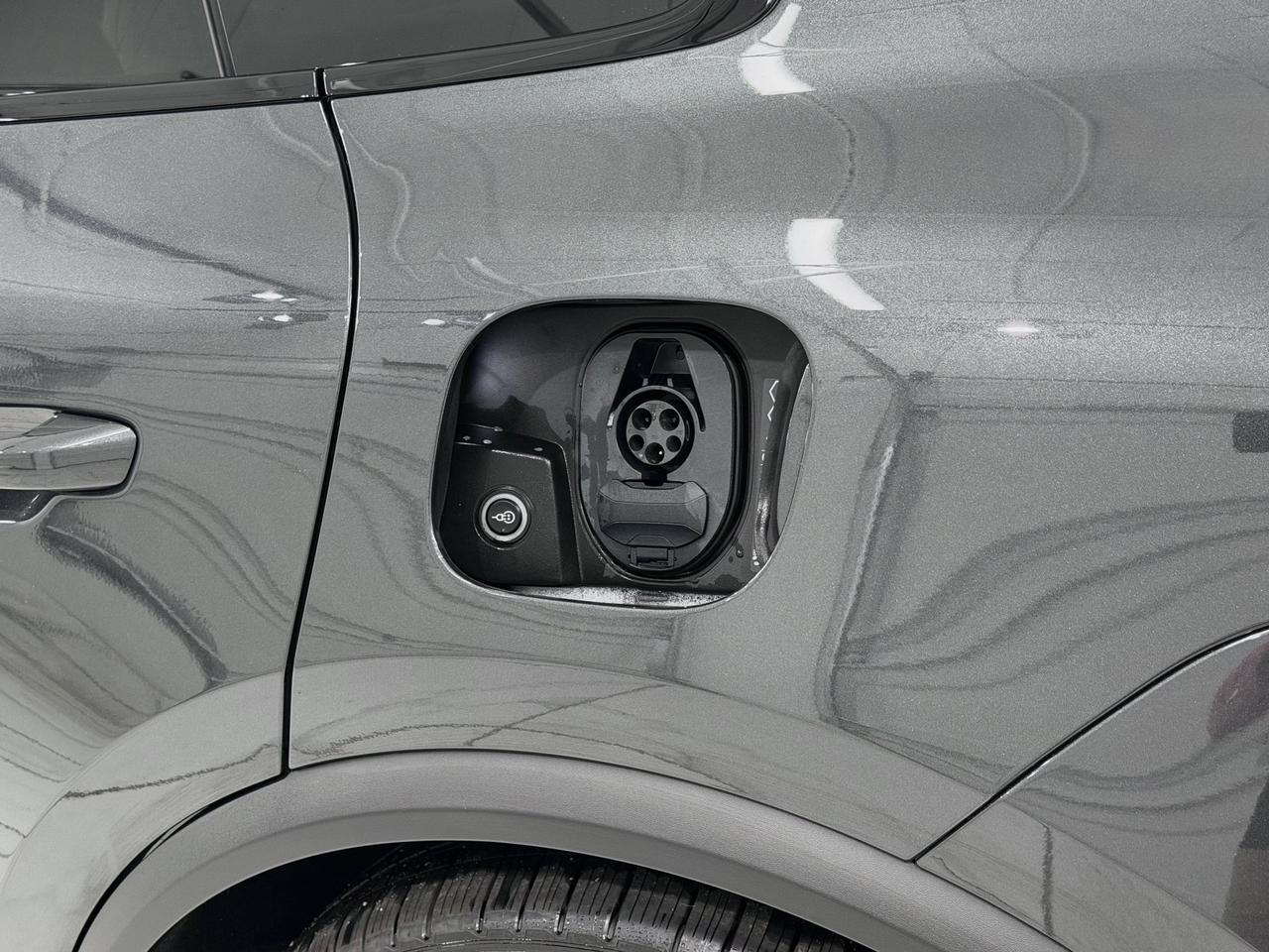 2025 Porsche Macan Electric 4S Newark DE